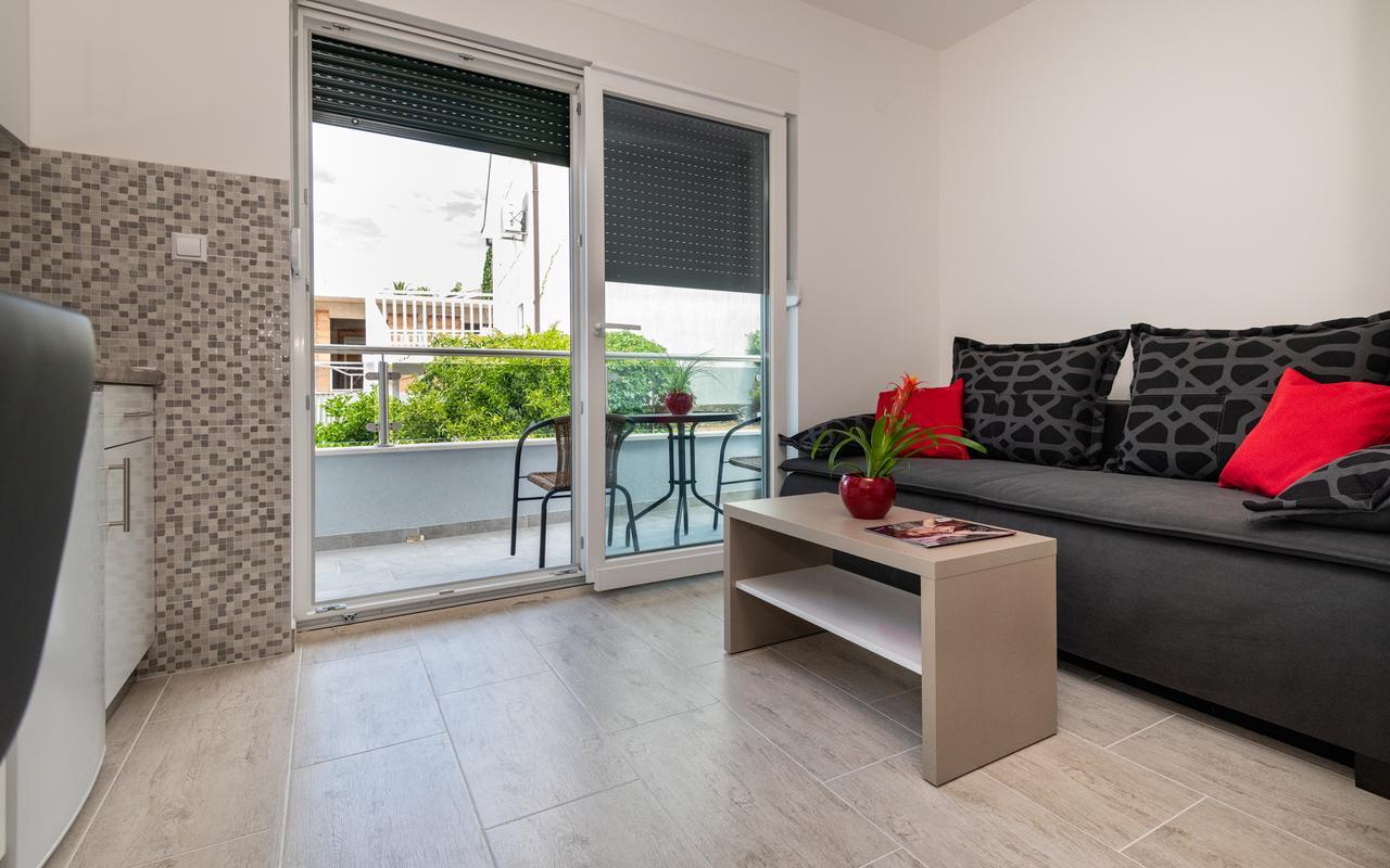Lajna Apartma