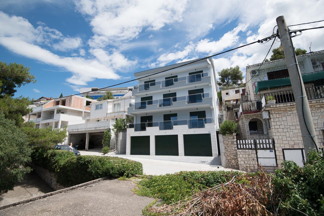 Apartment Lajna *